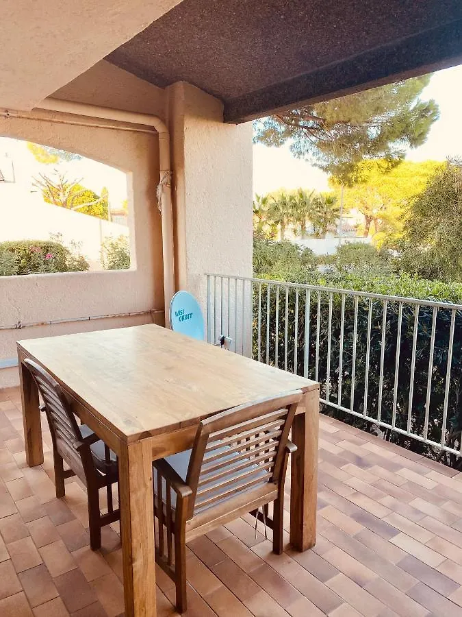 Appartement Le Marine 4 à Cogolin 0*,