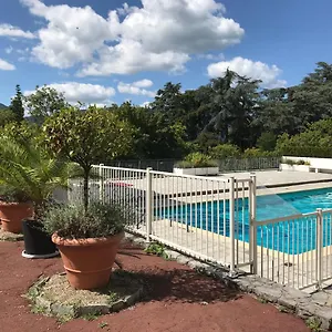 Charme Et Tranquillité, Dans Résidence Avec Piscine, L’aparté - Sejouraix , Aix-les-Bains France