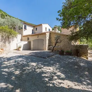 Le Charme D'un Pigeonnier Provencal Avec Piscine Oraison